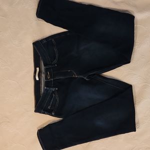 Levi's 711 Skinny Jeans size 28